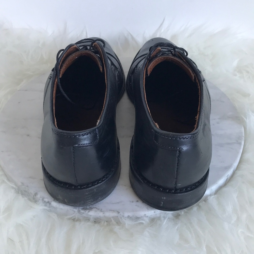 Men’s Classic Cap Toe Leather Dress Shoes - Picture 6 of 7